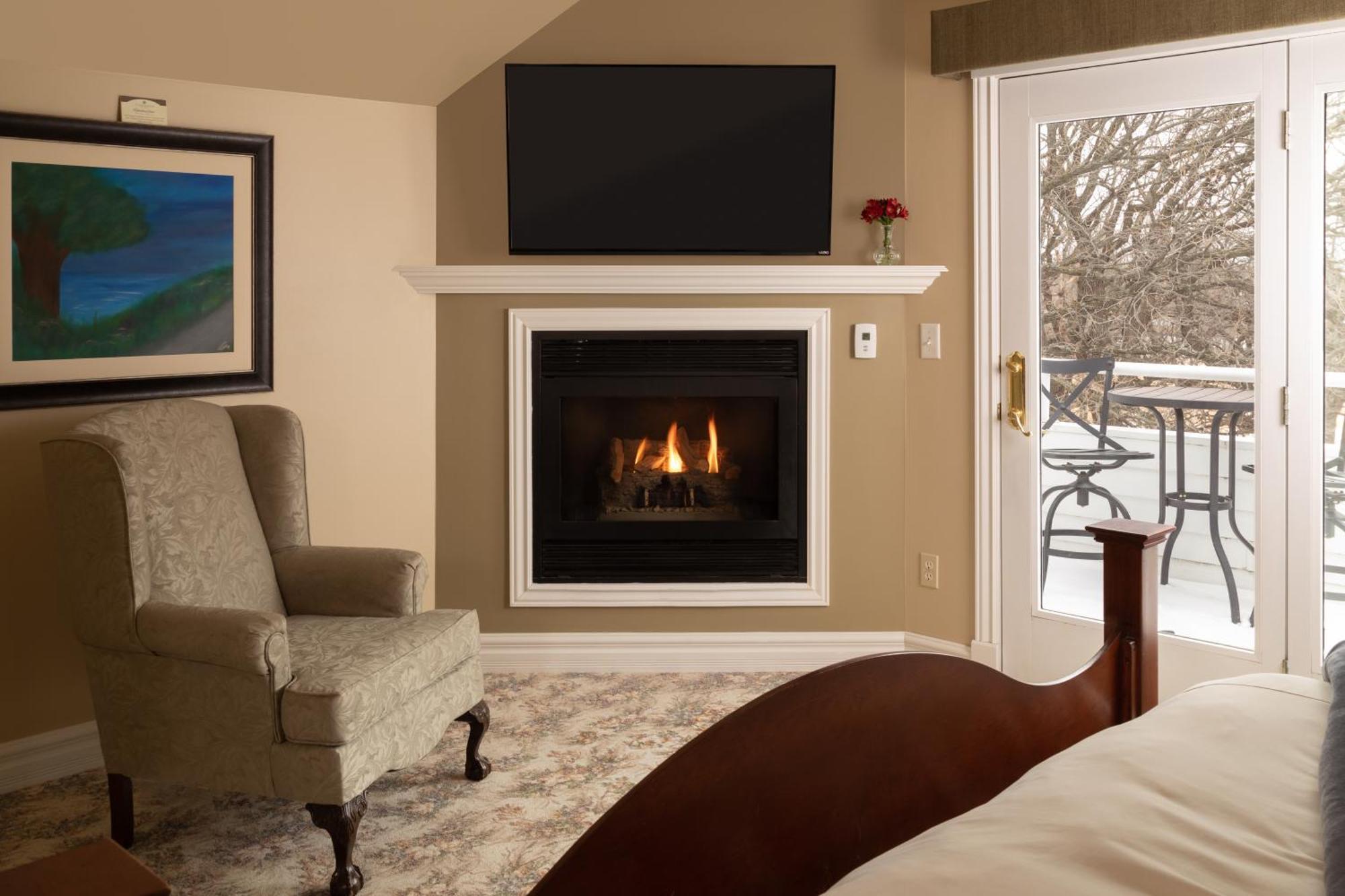 The Oakwood Inn Okoboji Εξωτερικό φωτογραφία