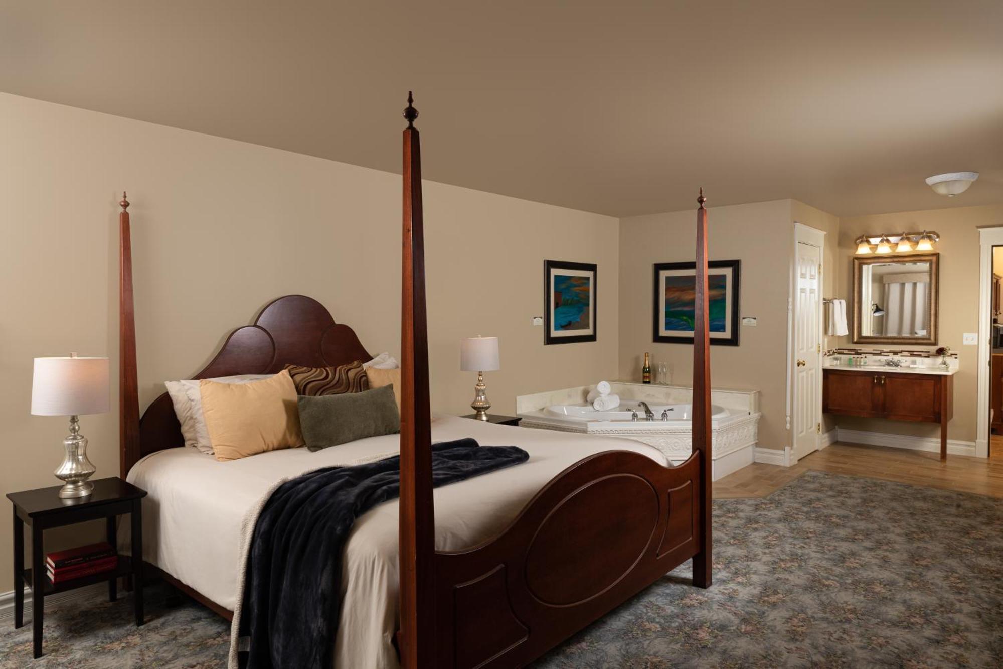 The Oakwood Inn Okoboji Εξωτερικό φωτογραφία